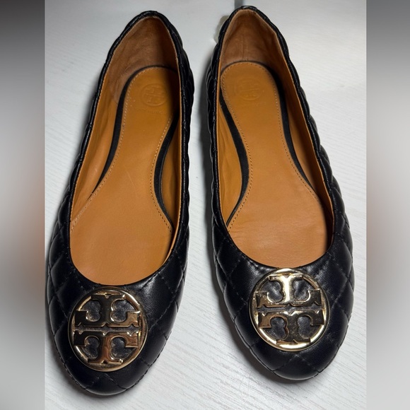 Tory Burch Black Quilted Flats with Gold Logo - Picture 6 of 6